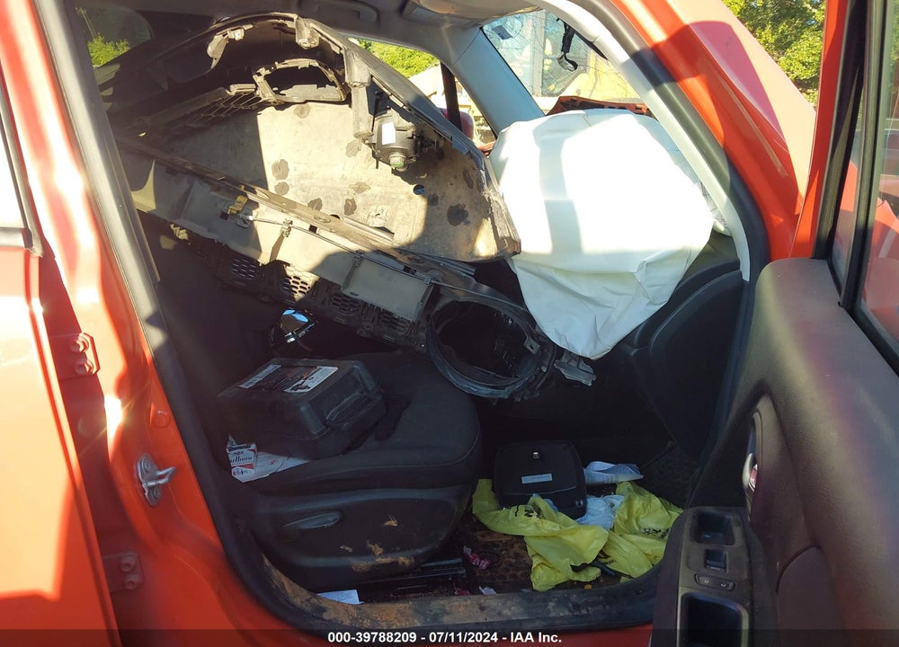 2017 JEEP RENEGADE LATITUDE 4X4 VIN: ZACCJBBB4HPF46648