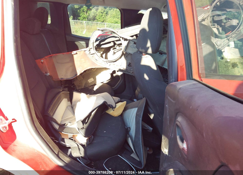 2017 JEEP RENEGADE LATITUDE 4X4 VIN: ZACCJBBB4HPF46648