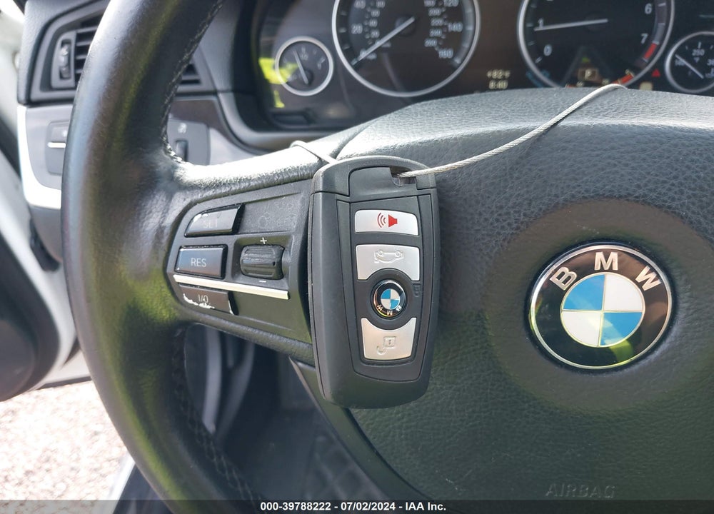 2013 BMW 528I VIN: WBAXG5C55DDY32976