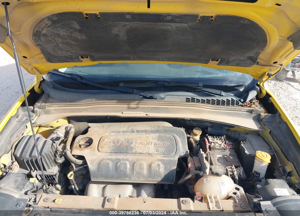 2015 JEEP RENEGADE LATITUDE VIN: ZACCJABT0FPB81899