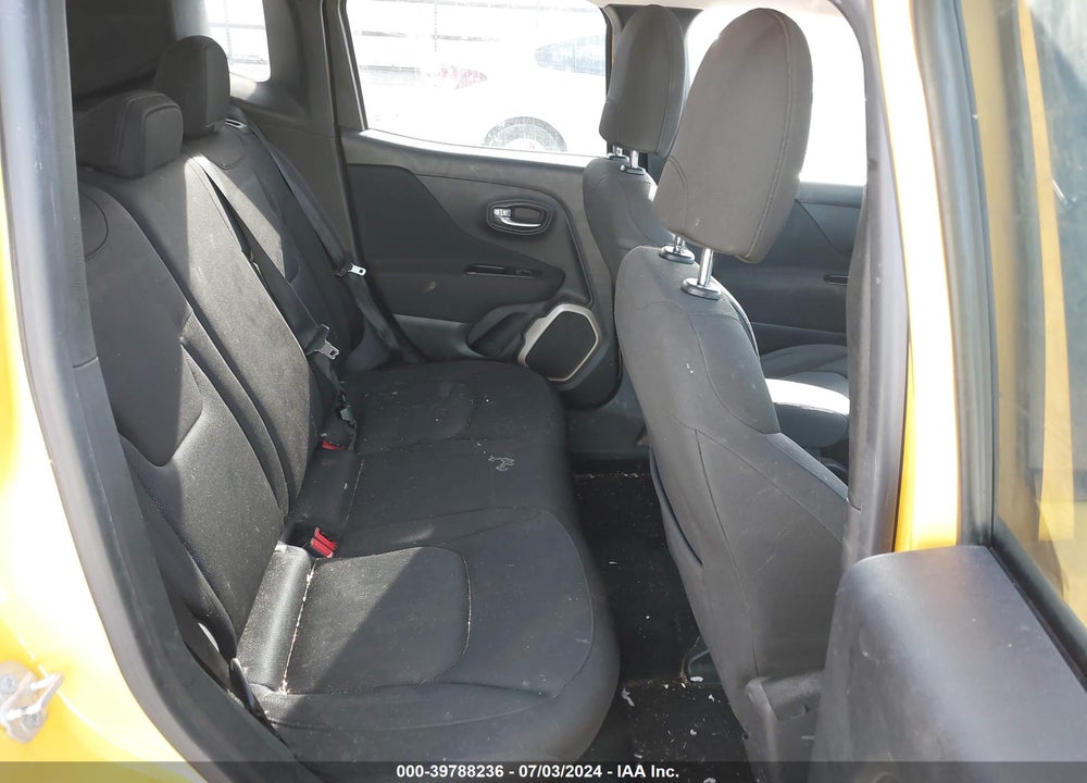 2015 JEEP RENEGADE LATITUDE VIN: ZACCJABT0FPB81899
