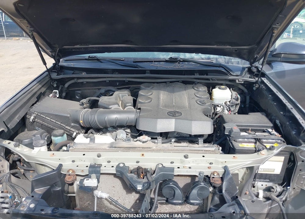 2018 TOYOTA 4RUNNER SR5 VIN: JTEBU5JR5J5504020