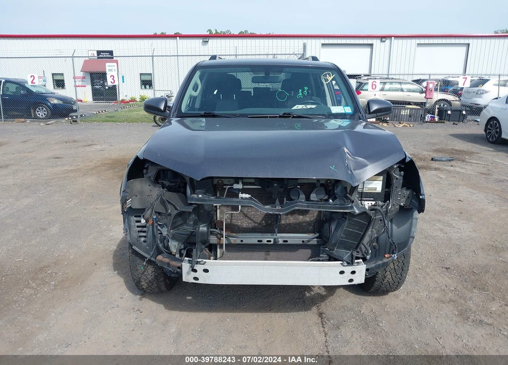2018 TOYOTA 4RUNNER SR5 VIN: JTEBU5JR5J5504020