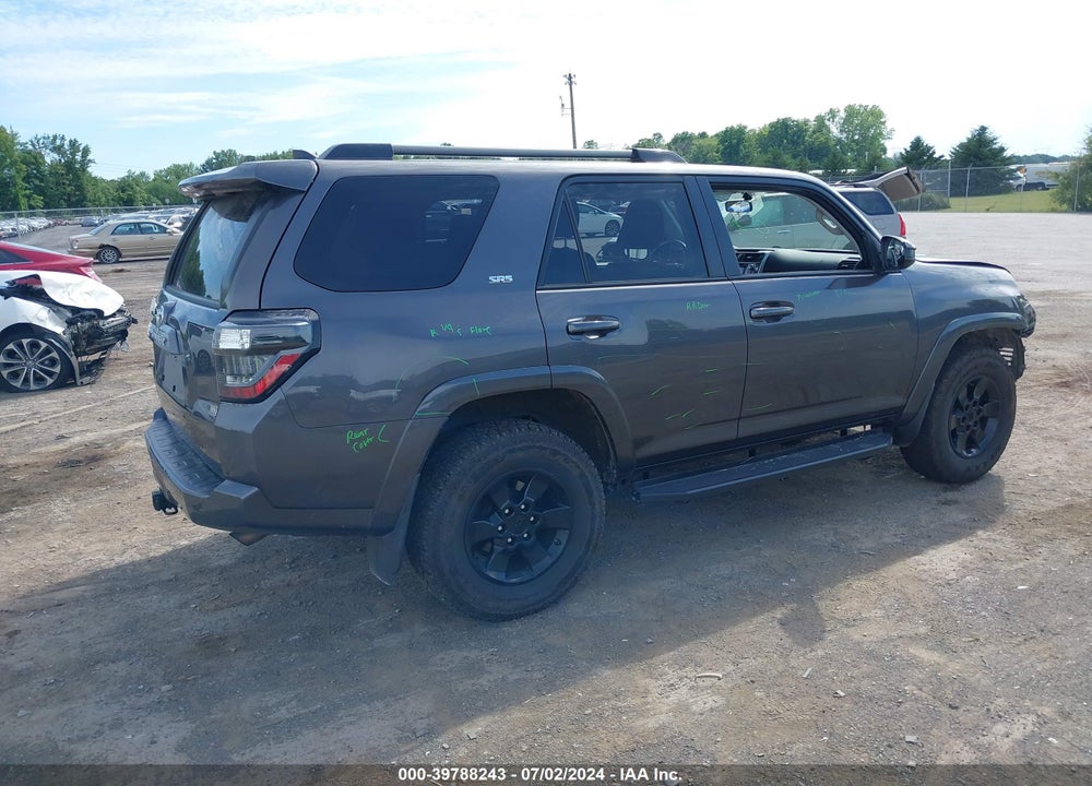 2018 TOYOTA 4RUNNER SR5 VIN: JTEBU5JR5J5504020