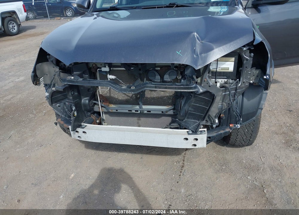 2018 TOYOTA 4RUNNER SR5 VIN: JTEBU5JR5J5504020