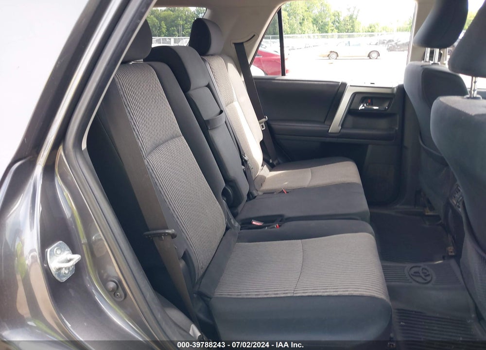 2018 TOYOTA 4RUNNER SR5 VIN: JTEBU5JR5J5504020