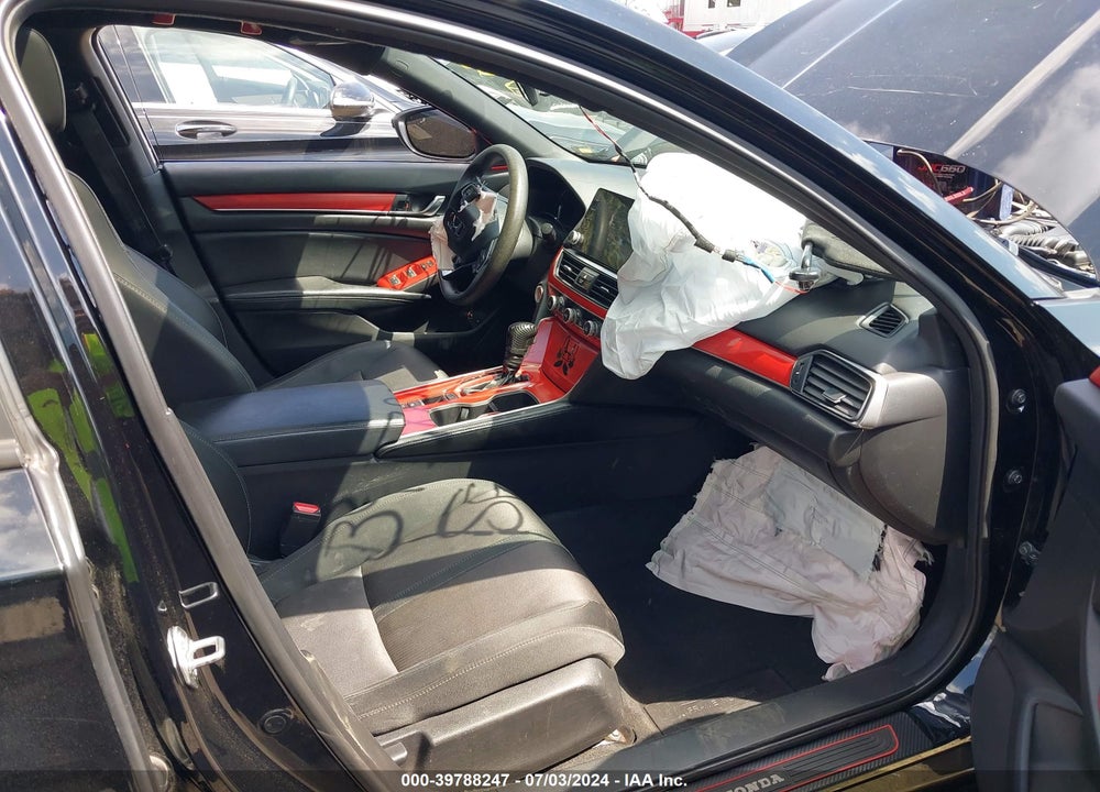 2018 HONDA ACCORD EX VIN: 1HGCV1F43JA108169
