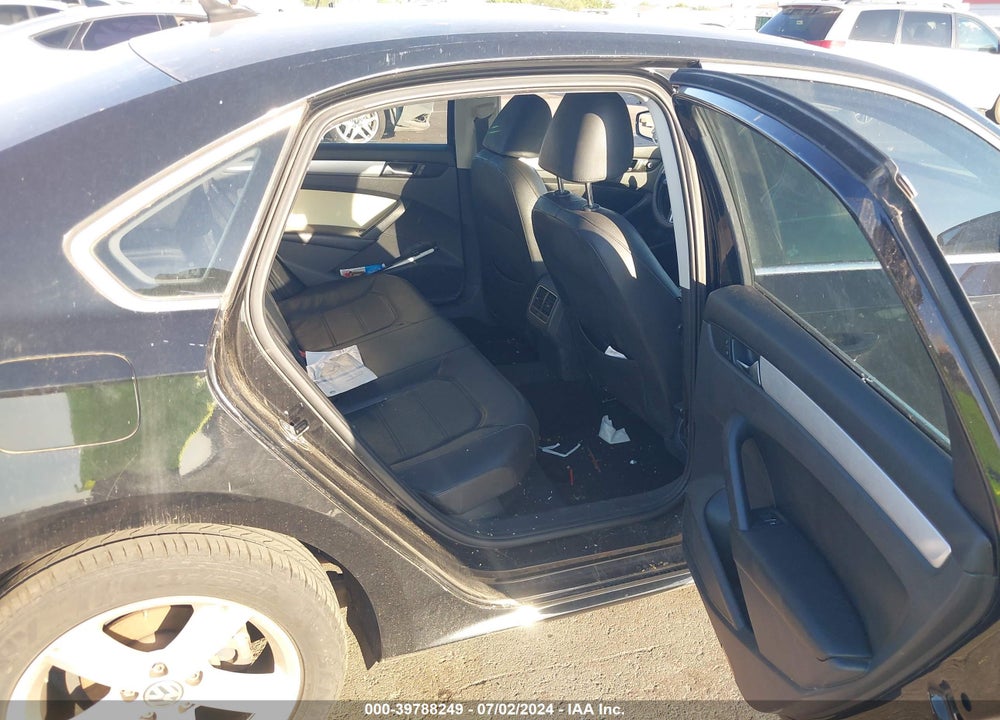 2013 VOLKSWAGEN PASSAT 2.5L SE VIN: 1VWBP7A30DC073571