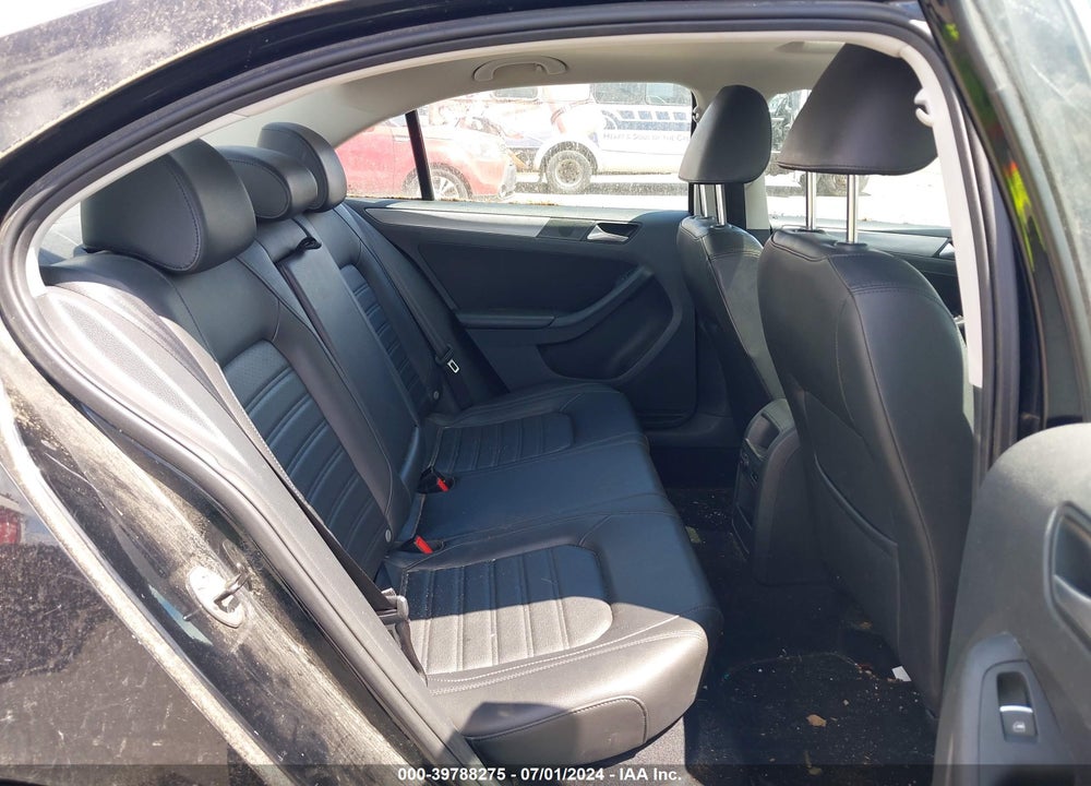 2014 VOLKSWAGEN JETTA 1.8T SEL VIN: 3VWL17AJ9EM217767