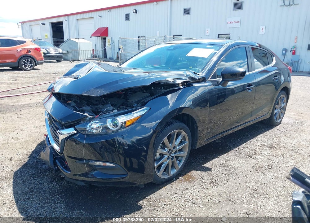 2018 MAZDA 3 TOURING VIN: 3MZBN1V33JM243817