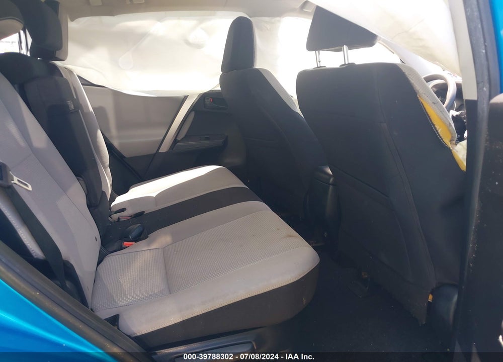 2018 TOYOTA RAV4 HYBRID LE VIN: JTMRJREV0JD239877