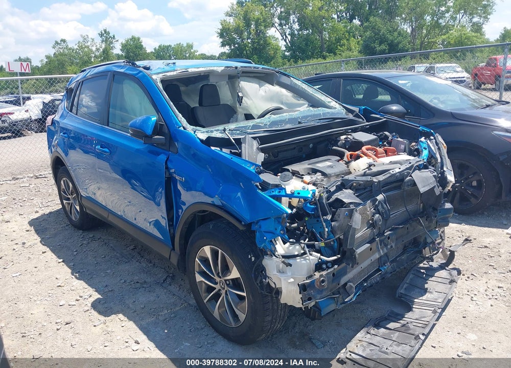 2018 TOYOTA RAV4 HYBRID LE VIN: JTMRJREV0JD239877