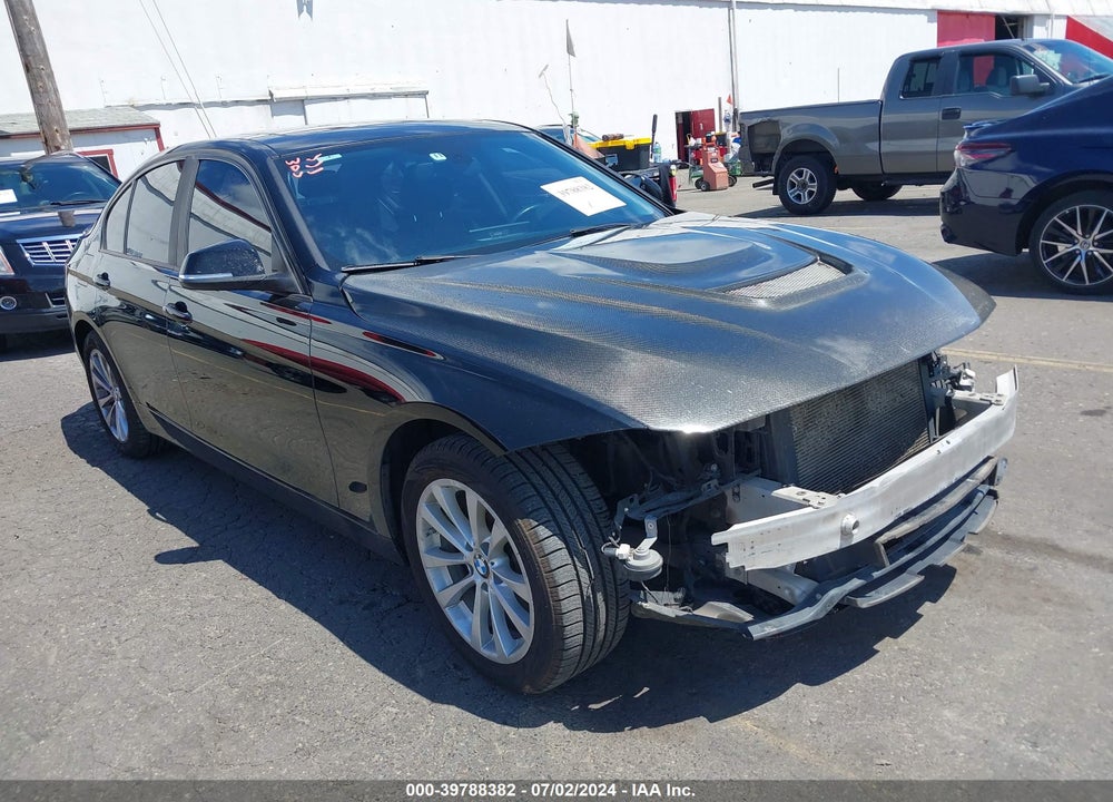 2018 BMW 320I XDRIVE VIN: WBA8E5G52JNU47952