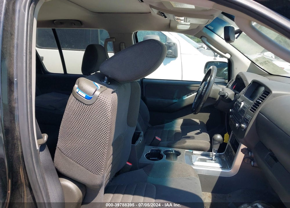 2012 NISSAN PATHFINDER SV VIN: 5N1AR1NN0CC639093