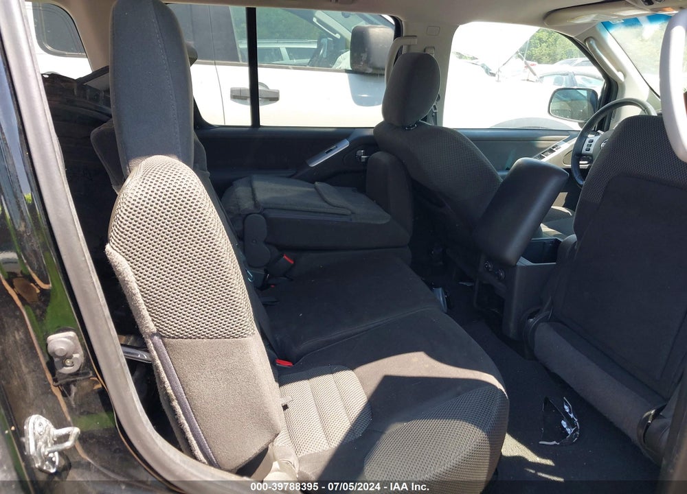 2012 NISSAN PATHFINDER SV VIN: 5N1AR1NN0CC639093