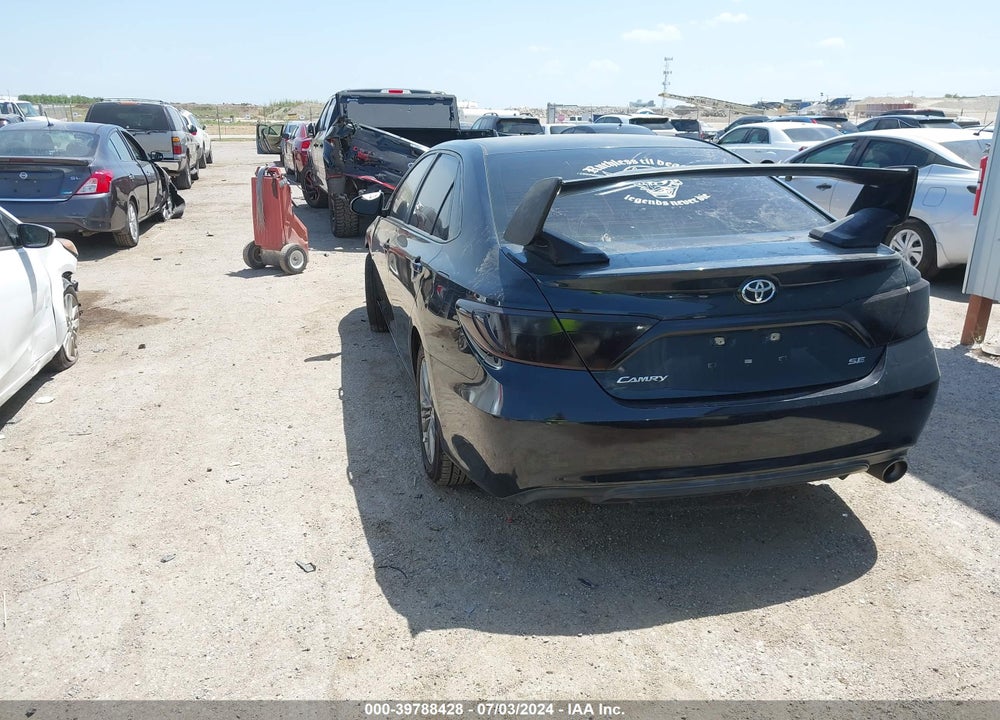 2015 TOYOTA CAMRY SE VIN: 4T1BF1FK0FU078524