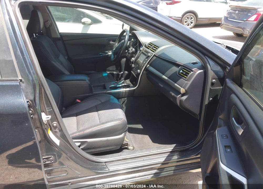 2015 TOYOTA CAMRY SE VIN: 4T1BF1FK0FU078524