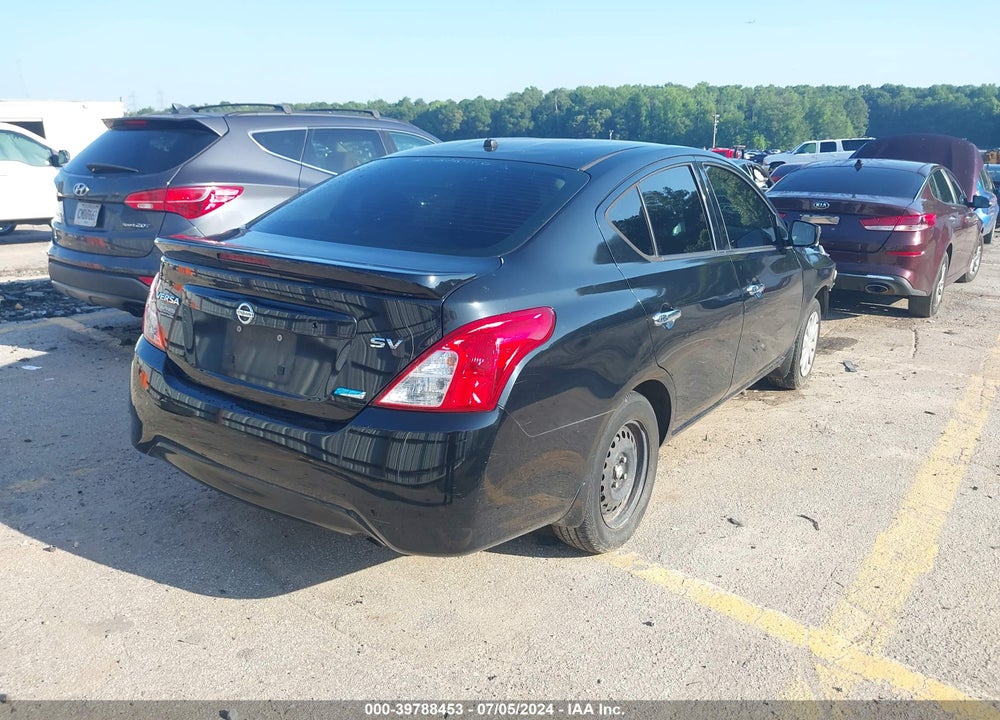 2016 NISSAN VERSA 1.6 SV VIN: 3N1CN7AP1GL883609