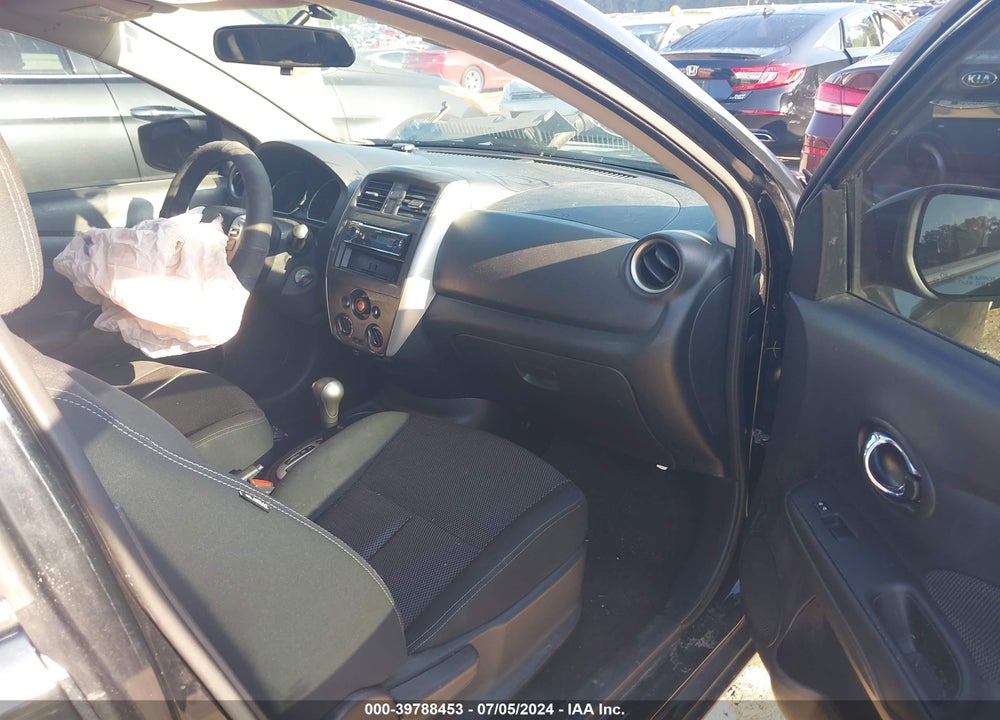 2016 NISSAN VERSA 1.6 SV VIN: 3N1CN7AP1GL883609