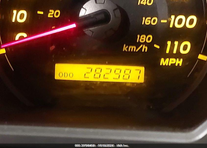 2005 TOYOTA 4RUNNER LIMITED V6 VIN: JTEBU17R658046900
