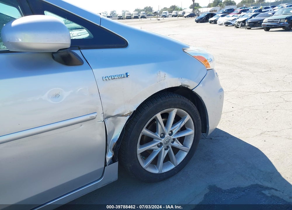 2013 TOYOTA PRIUS V FIVE VIN: JTDZN3EU6D3223296