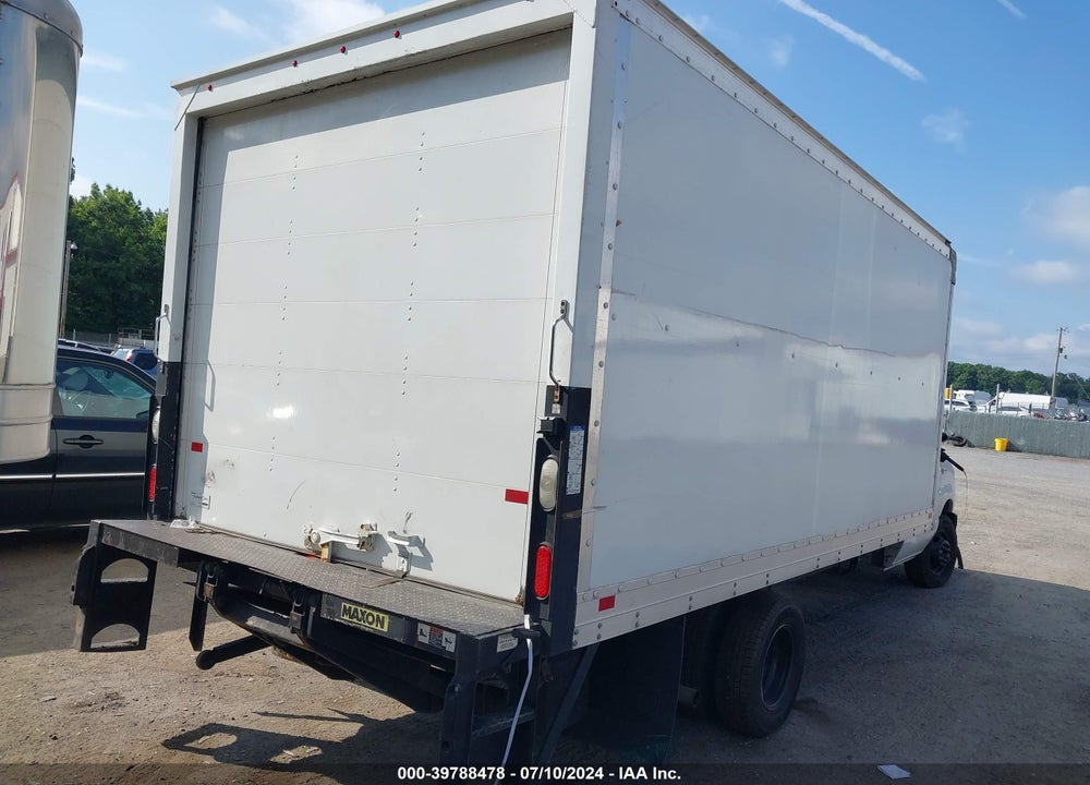 2018 FORD E-350 CUTAWAY VIN: 1FDWE3FS6JDC00232
