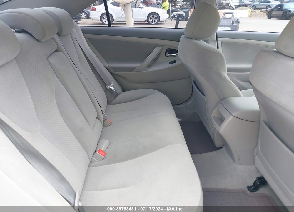 2007 TOYOTA CAMRY LE V6 VIN: 4T1BK46K67U012641
