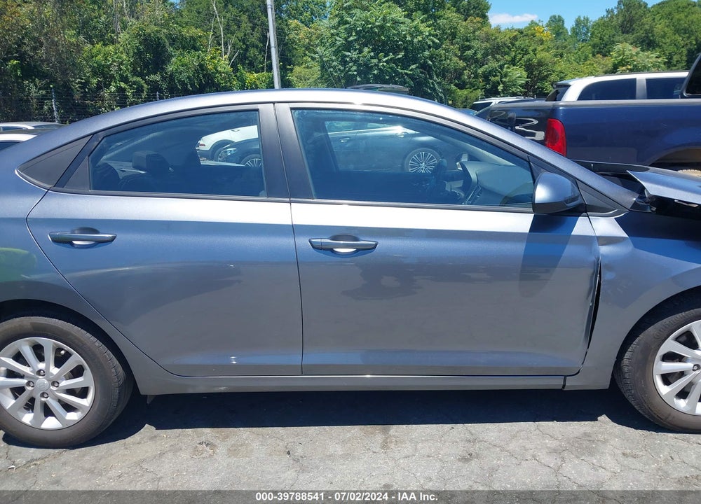 2018 HYUNDAI ACCENT SEL VIN: 3KPC24A32JE033727