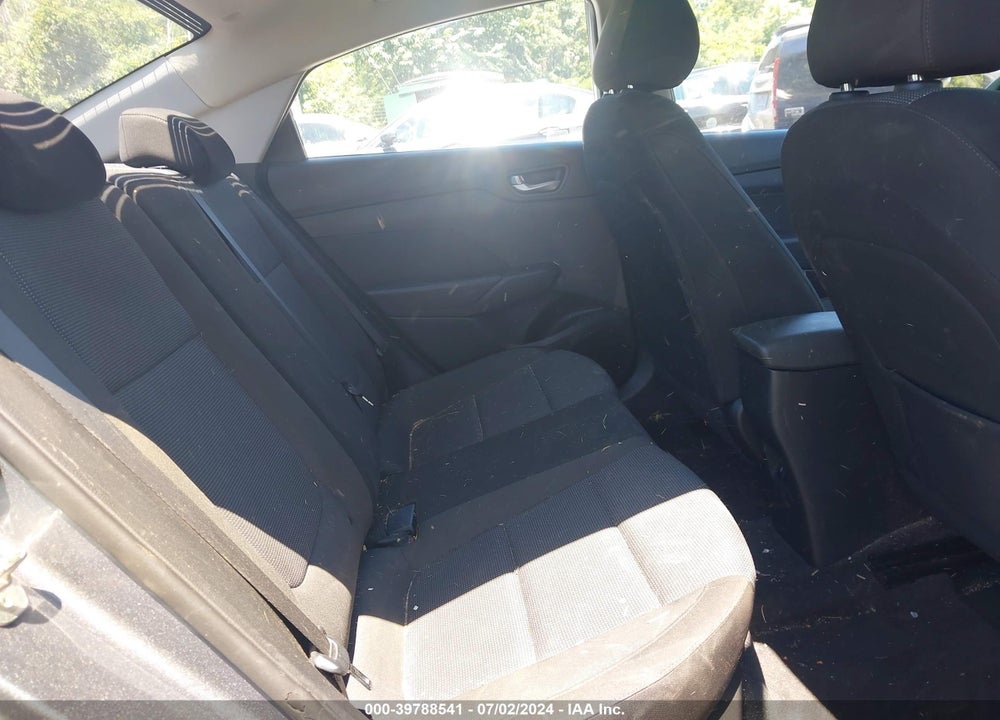 2018 HYUNDAI ACCENT SEL VIN: 3KPC24A32JE033727