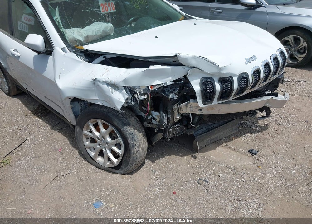 2016 JEEP CHEROKEE LATITUDE VIN: 1C4PJLCS1GW207868