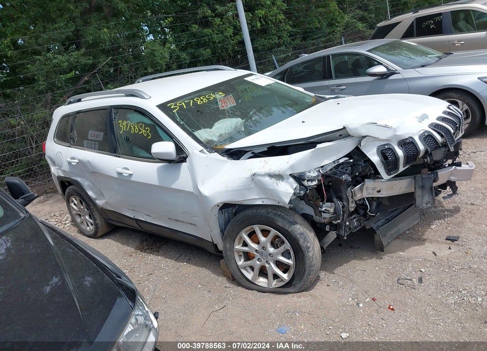 2016 JEEP CHEROKEE LATITUDE VIN: 1C4PJLCS1GW207868