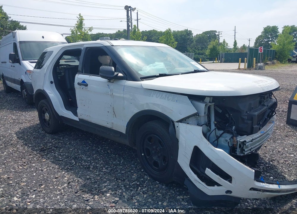 2017 FORD UTILITY POLICE INTERCEPTOR VIN: 1FM5K8AR7HGE13317