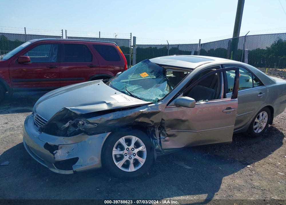 2006 TOYOTA CAMRY XLE VIN: 4T1BE30K26U703299