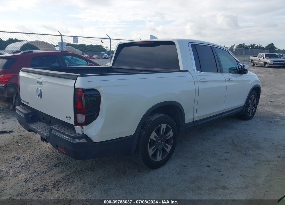 2018 HONDA RIDGELINE RTL-T VIN: 5FPYK2F68JB001539