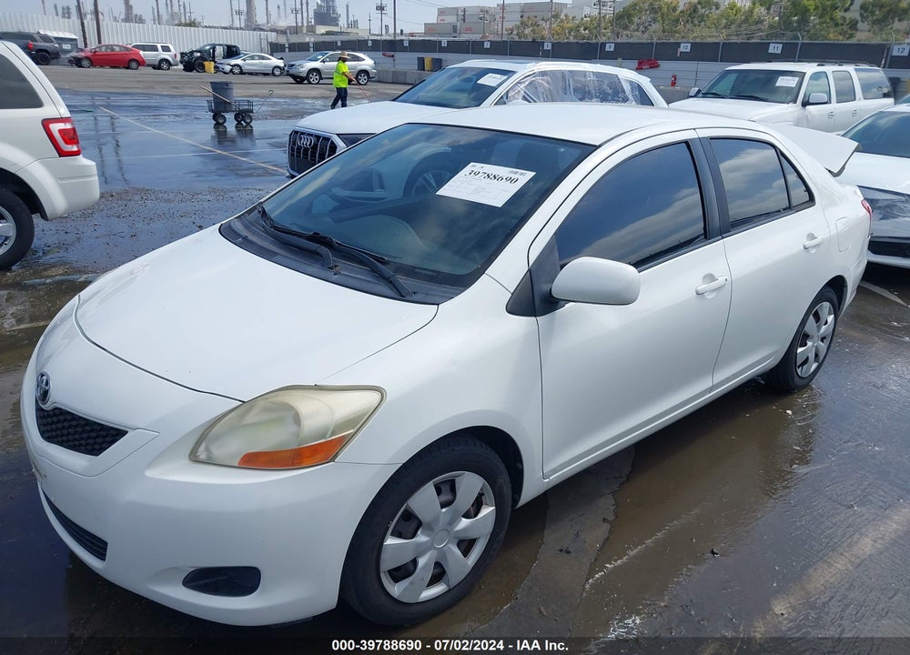 2011 TOYOTA YARIS VIN: JTDBT4K36BL000391
