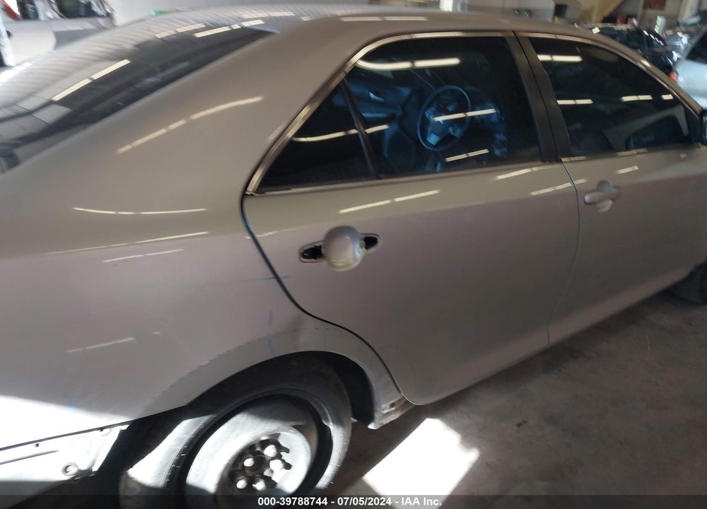 2014 TOYOTA CAMRY SE VIN: 4T1BF1FK6EU330694