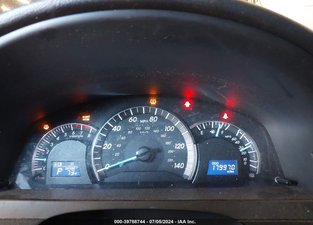 2014 TOYOTA CAMRY SE VIN: 4T1BF1FK6EU330694