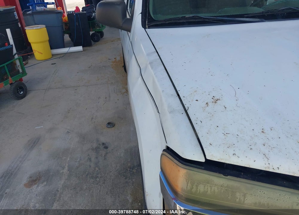 2005 CHEVROLET COLORADO VIN: 1GCCS148958243604