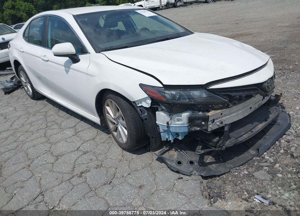 2021 TOYOTA CAMRY LE VIN: 4T1C11AK2MU591846