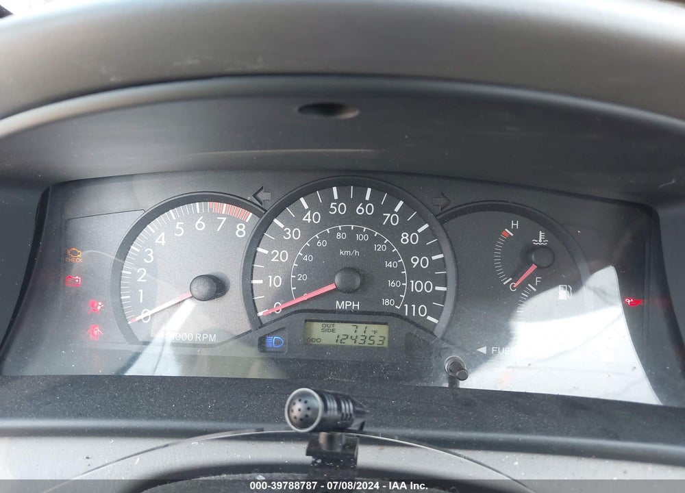 2007 TOYOTA COROLLA CE VIN: JTDBR32E170117458