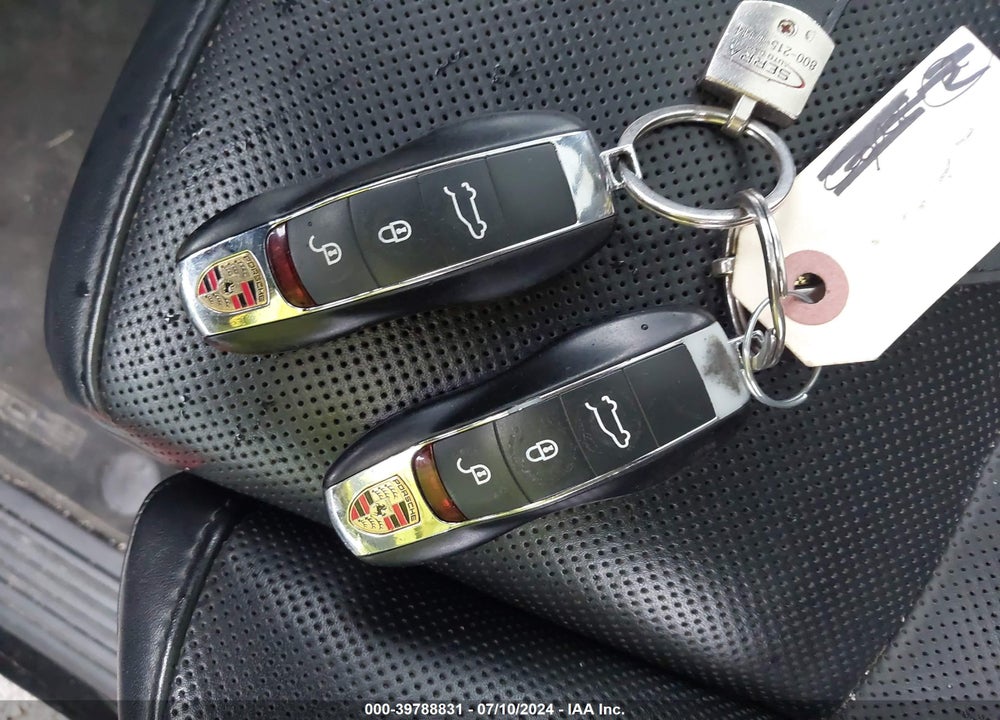 2014 PORSCHE CAYENNE DIESEL VIN: WP1AF2A2XELA45997