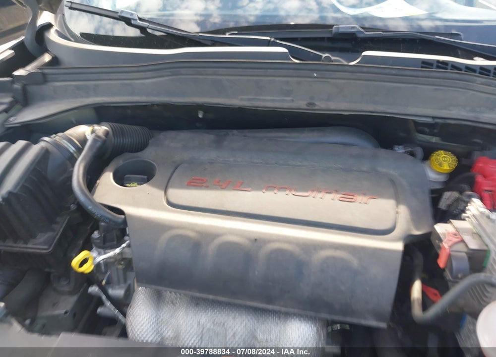 2019 JEEP RENEGADE LATITUDE 4X4 VIN: ZACNJBBB9KPK42485