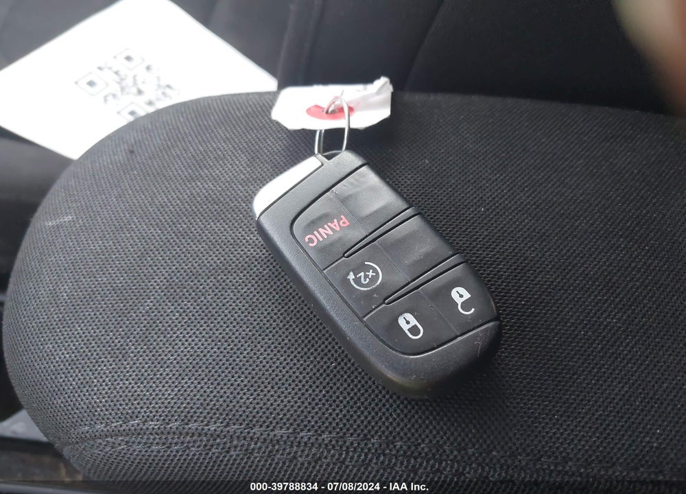 2019 JEEP RENEGADE LATITUDE 4X4 VIN: ZACNJBBB9KPK42485