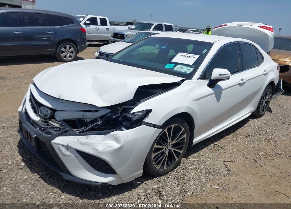 2018 TOYOTA CAMRY SE VIN: JTNB11HK7J3006231