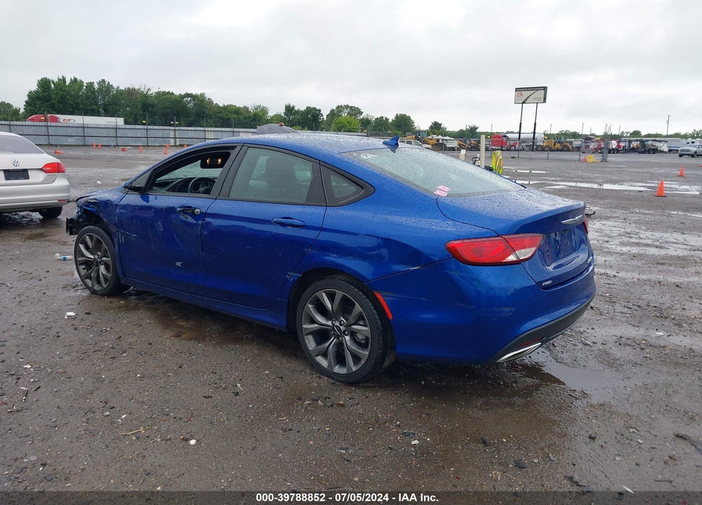 2016 CHRYSLER 200 S VIN: 1C3CCCDG3GN105467