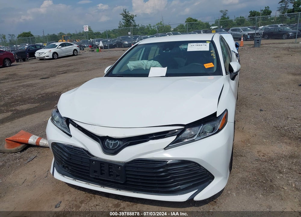 2020 TOYOTA CAMRY LE VIN: 4T1L11AK3LU972877