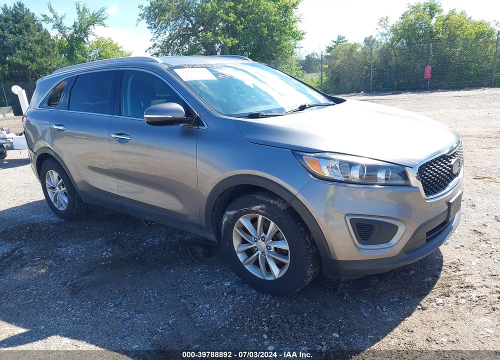2016 KIA SORENTO 2.4L LX VIN: 5XYPGDA3XGG032369