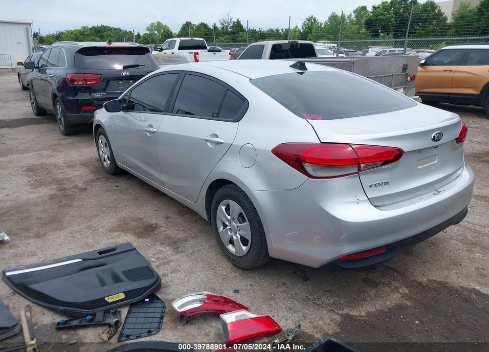2017 KIA FORTE LX VIN: 3KPFK4A70HE015463