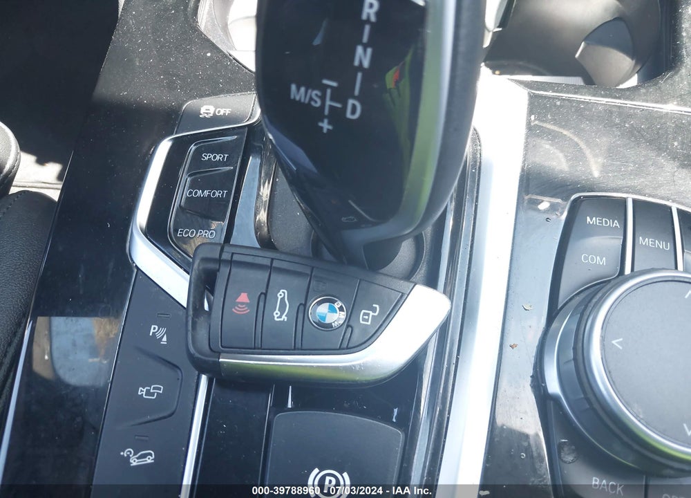 2021 BMW X4 VIN: 5UX2V1C09M9E71465