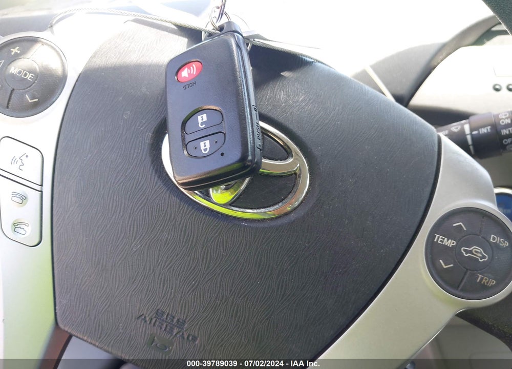 2013 TOYOTA PRIUS THREE VIN: JTDKN3DU2D5636887